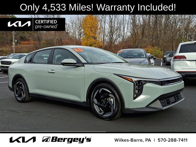 2025 Kia K4 EX's photo