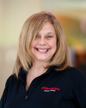 Staff member LISA MAXIMOWICZ from ID_7d0caf