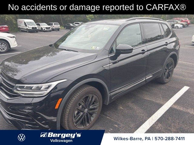 2022 Volkswagen Tiguan SE R-Line Black photo 2