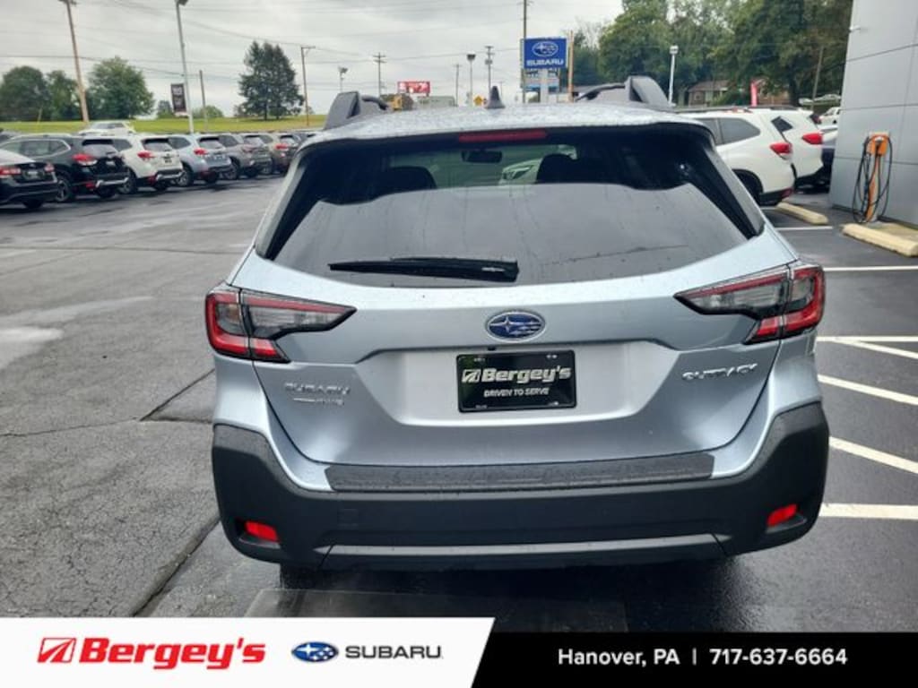 New 2025 Subaru Outback Premium SUV