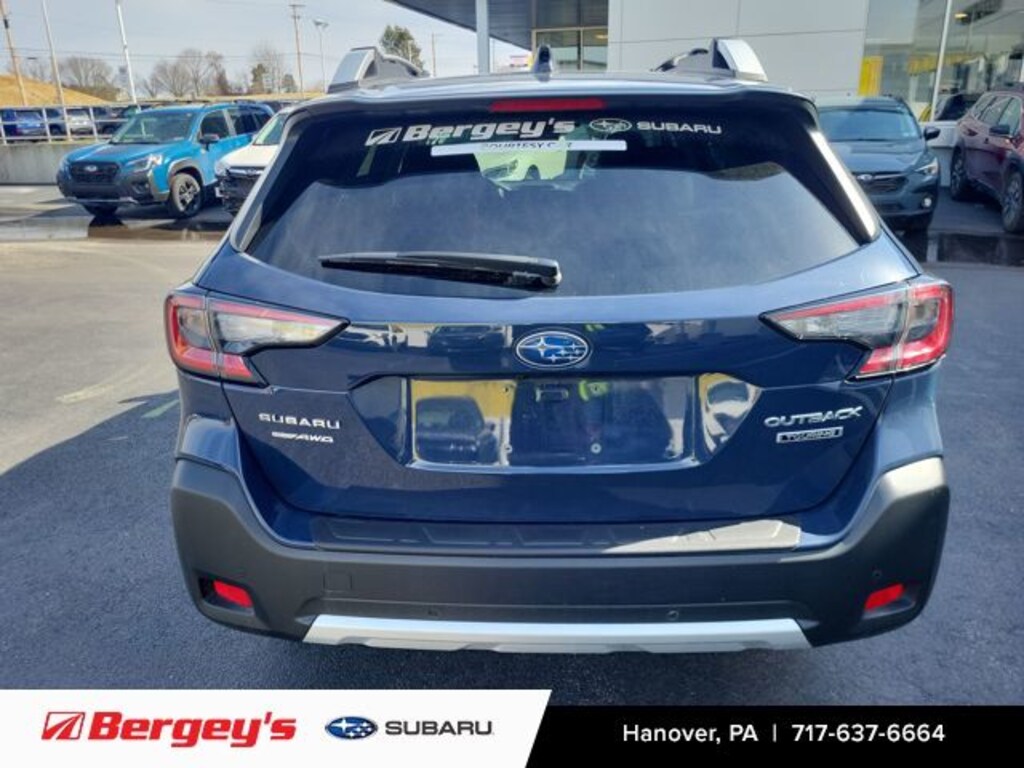 Used 2025 Subaru Outback Touring SUV