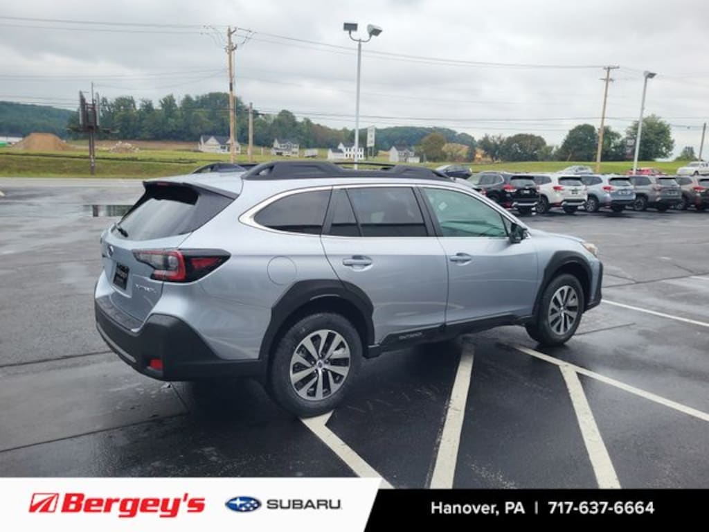 New 2025 Subaru Outback Premium SUV