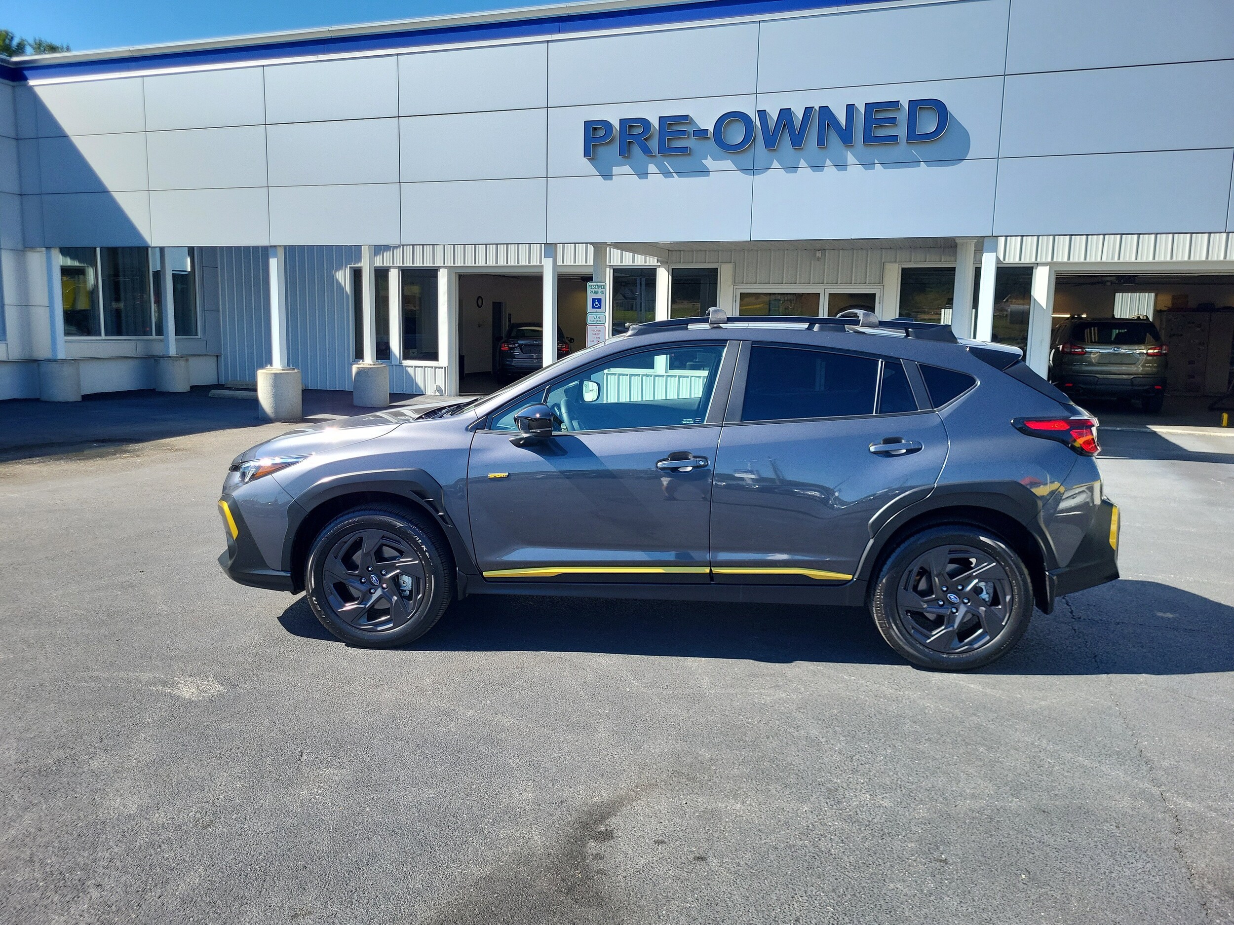 2025 Subaru Crosstrek Sport photo 2