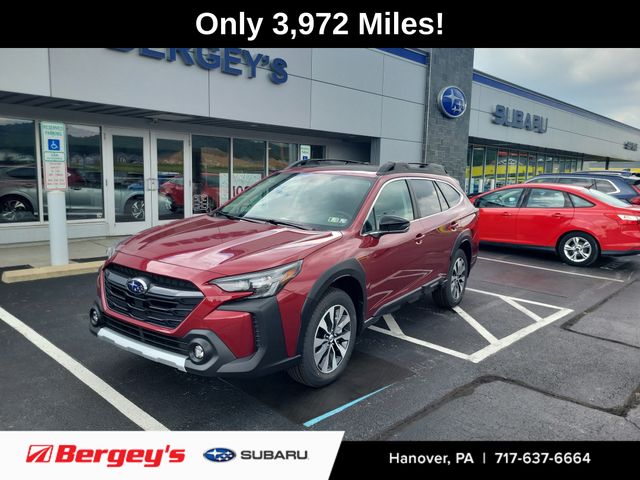 2025 Subaru Outback Limited's photo