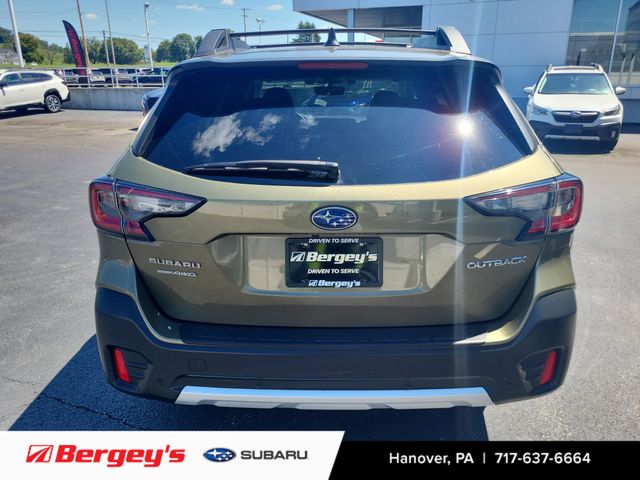 2022 Subaru Outback Limited photo 4