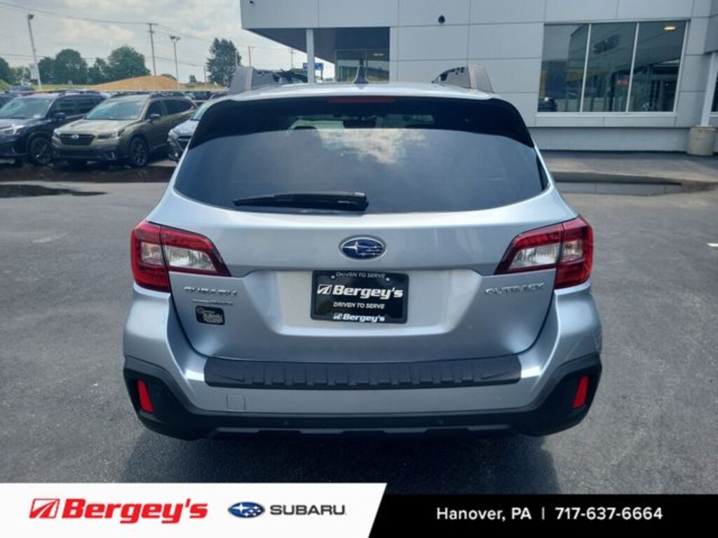 Used 2018 Subaru Outback 2.5i SUV
