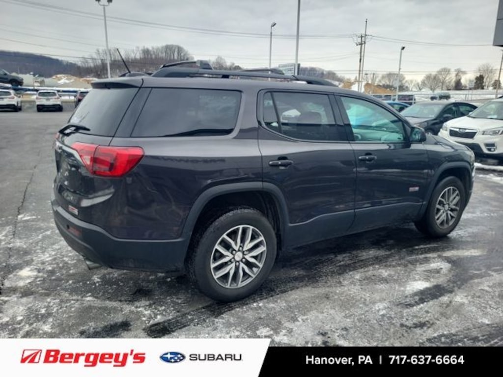 Used 2017 GMC Acadia SLE-2 SUV
