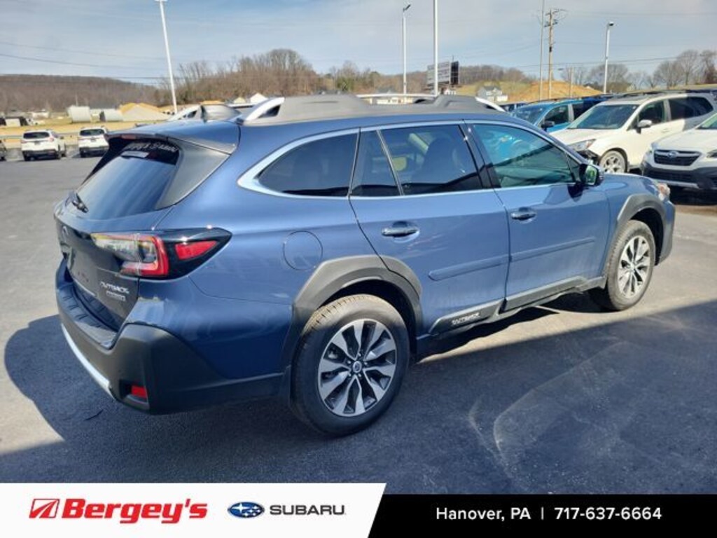 Used 2025 Subaru Outback Touring SUV