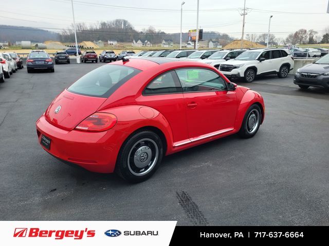 2013 Volkswagen Beetle 2.5L photo 3
