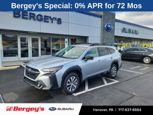 2025 Subaru Outback Premium's photo