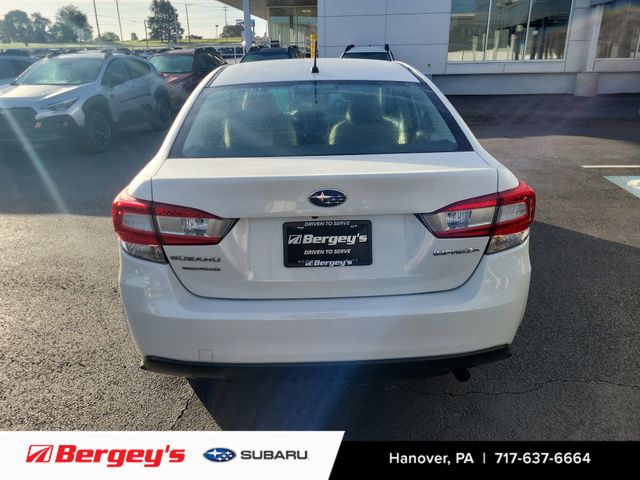 2022 Subaru Impreza Base photo 3