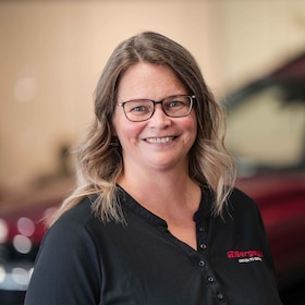 Staff member Jennifer Forney  from ID_3306d1