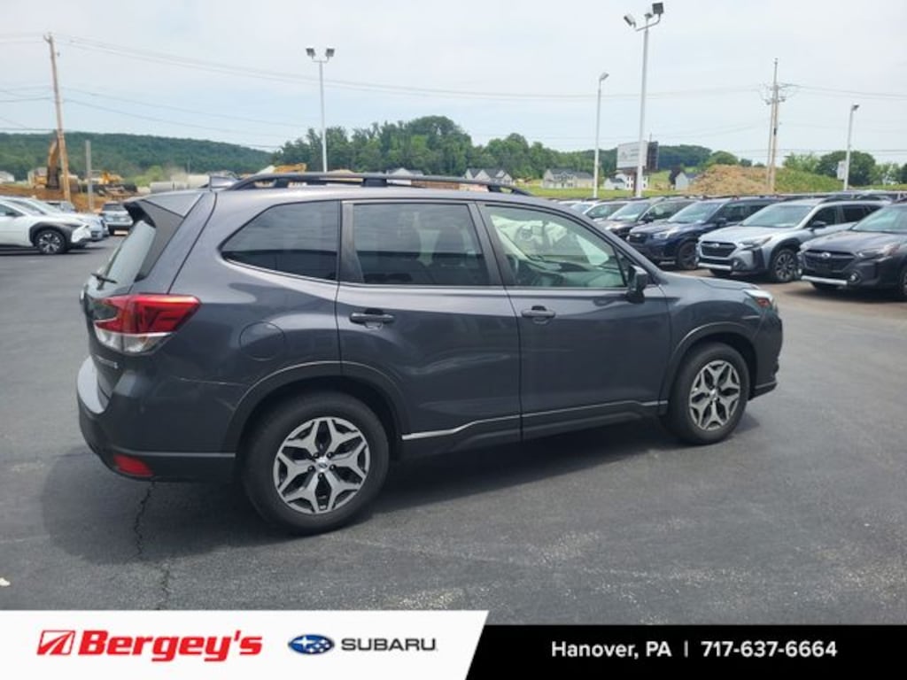 Used 2023 Subaru Forester Premium SUV