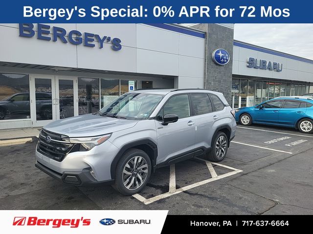 2025 Subaru Forester Touring's photo