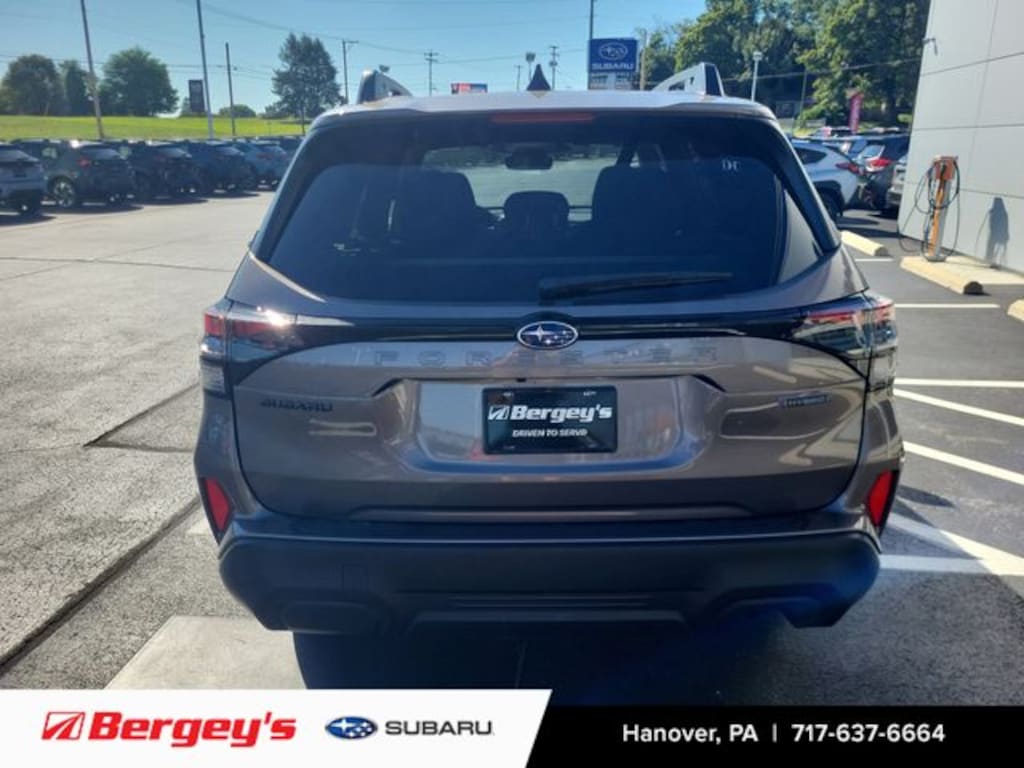 New 2025 Subaru Forester Hybrid Premium SUV