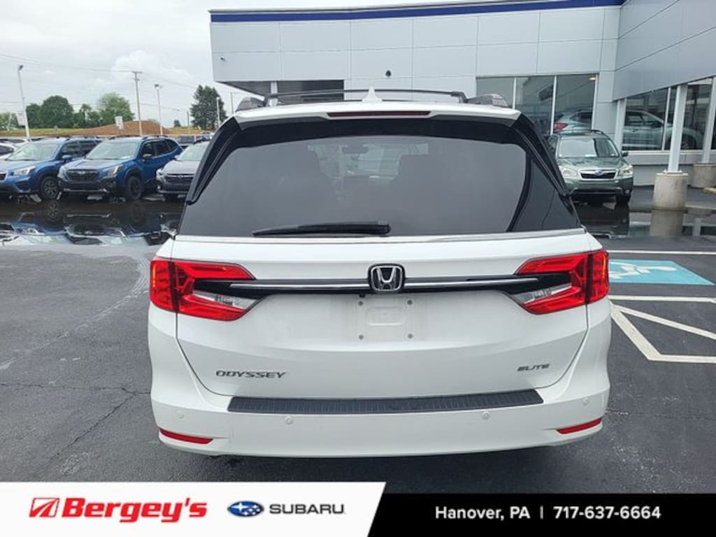 Used 2022 Honda Odyssey Elite Minivan/Van