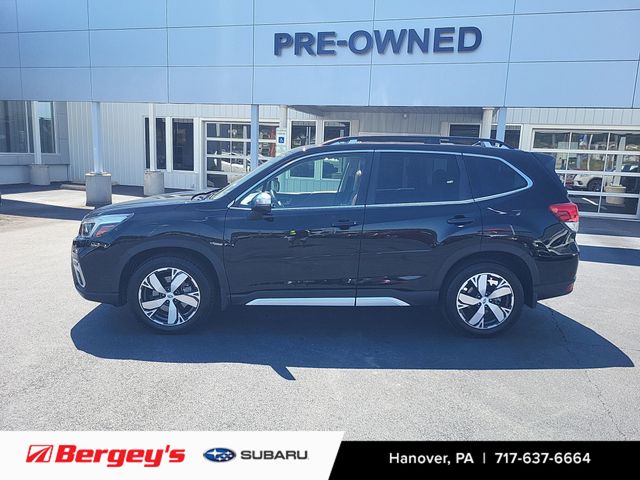 2020 Subaru Forester Touring photo 2