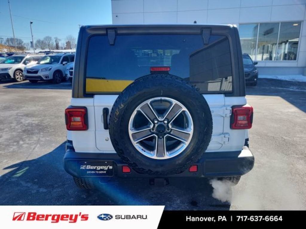Used 2020 Jeep Wrangler Unlimited Sahara SUV