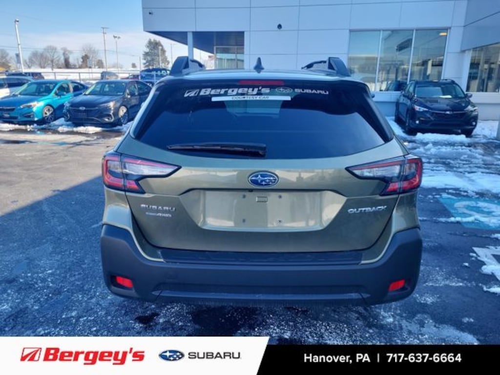 Used 2025 Subaru Outback Premium SUV