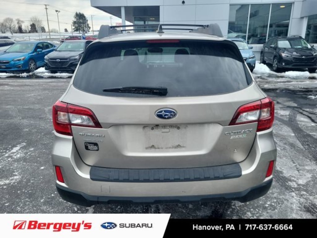 Used 2017 Subaru Outback 2.5i SUV