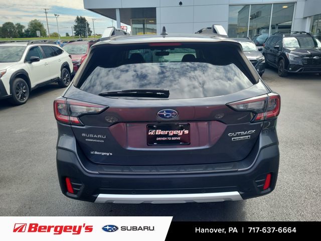 2021 Subaru Outback Touring photo 4