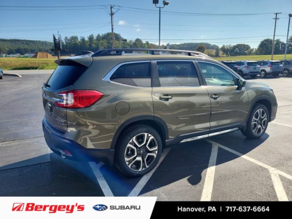 New 2025 Subaru Ascent Limited 8-Passenger SUV