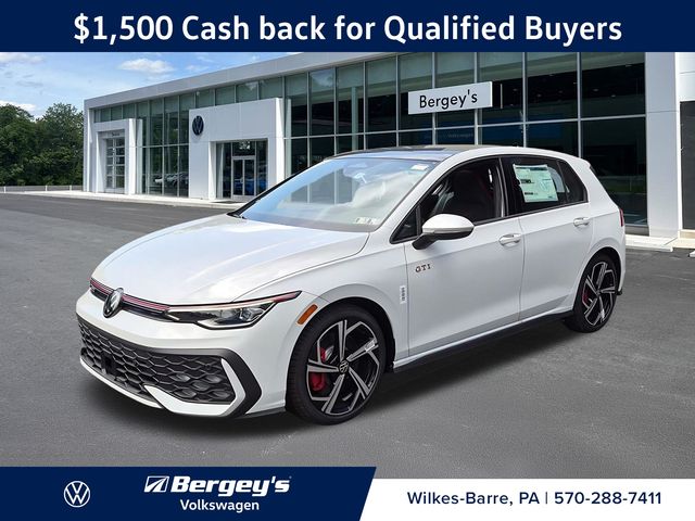 2026 Volkswagen Golf GTI SE | CarEdge | CarEdge