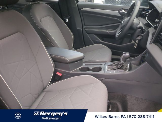2026 Volkswagen Jetta Sport - Photo 24
