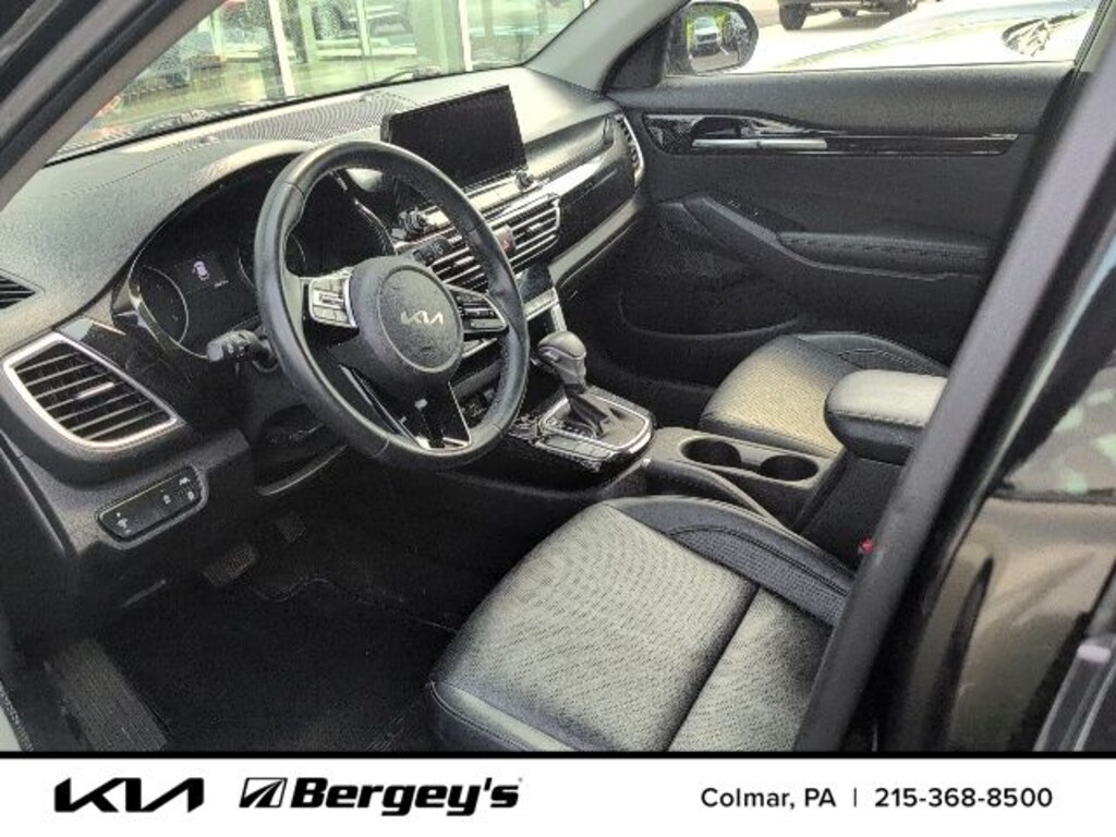 Used 2022 Kia Seltos EX SUV
