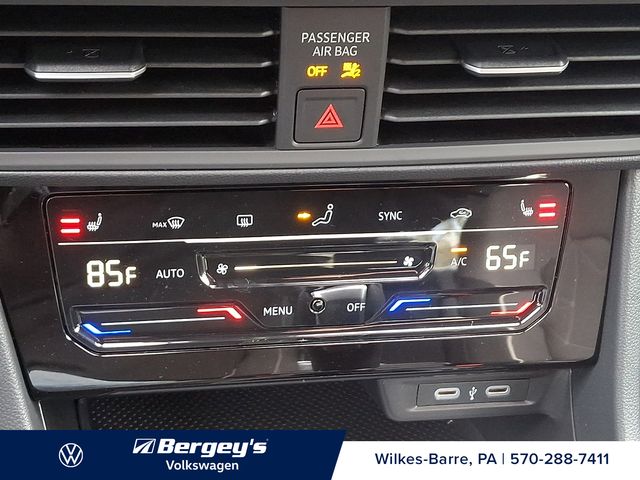 2026 Volkswagen Jetta Sport - Photo 11