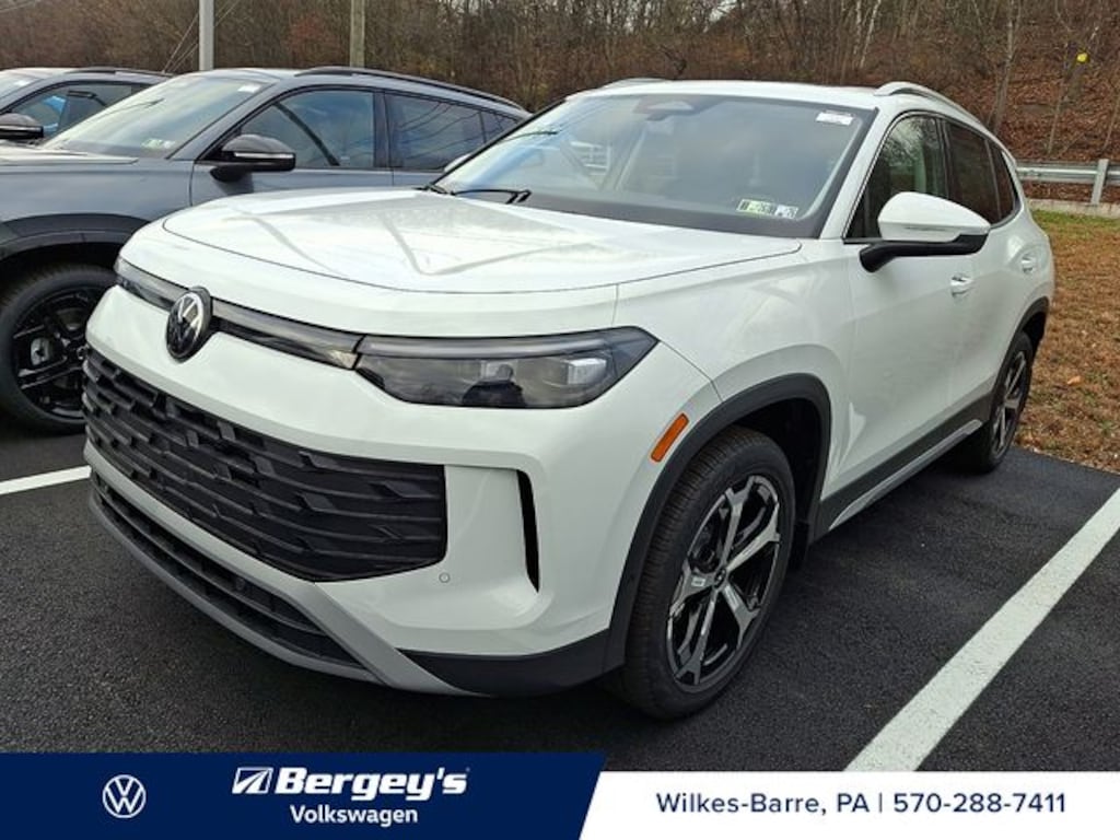 New 2026 Volkswagen Tiguan 2.0T SE SUV