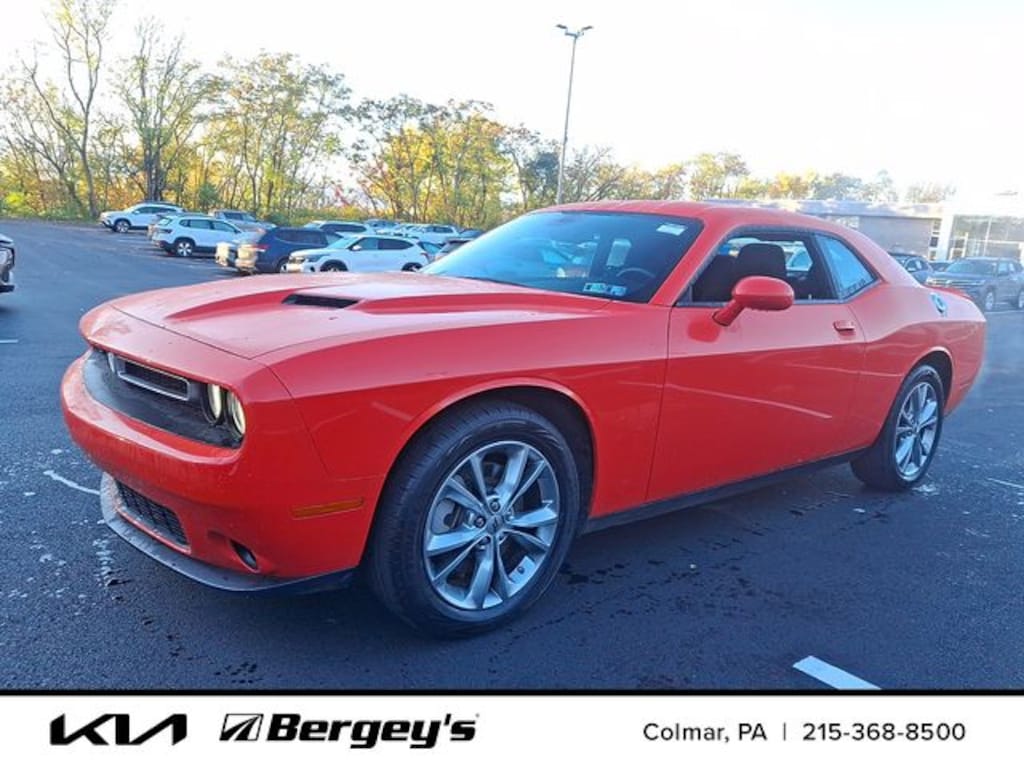 Used 2022 Dodge Challenger SXT Coupe