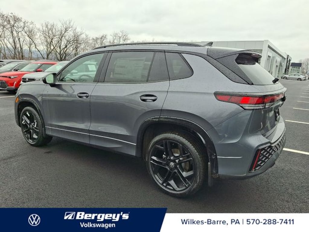 New 2026 Volkswagen Tiguan 2.0T SE R-Line Black SUV