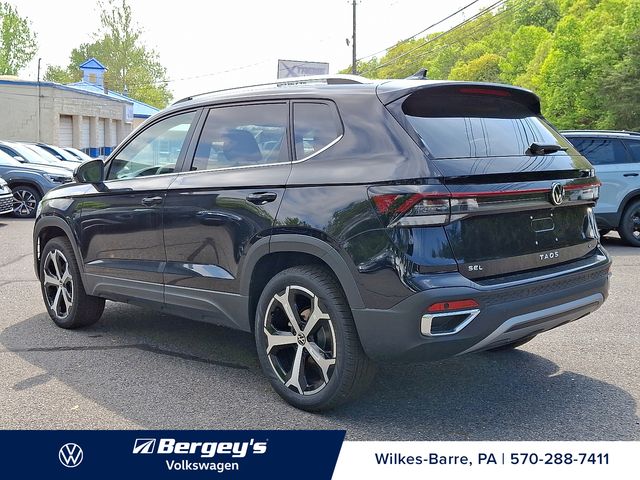 2025 Volkswagen Taos SEL photo 2