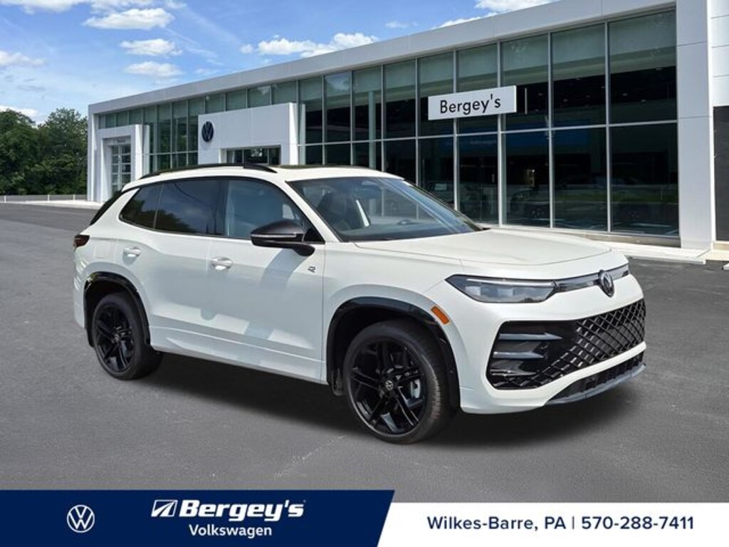 New 2026 Volkswagen Tiguan 2.0T SE R-Line Black SUV