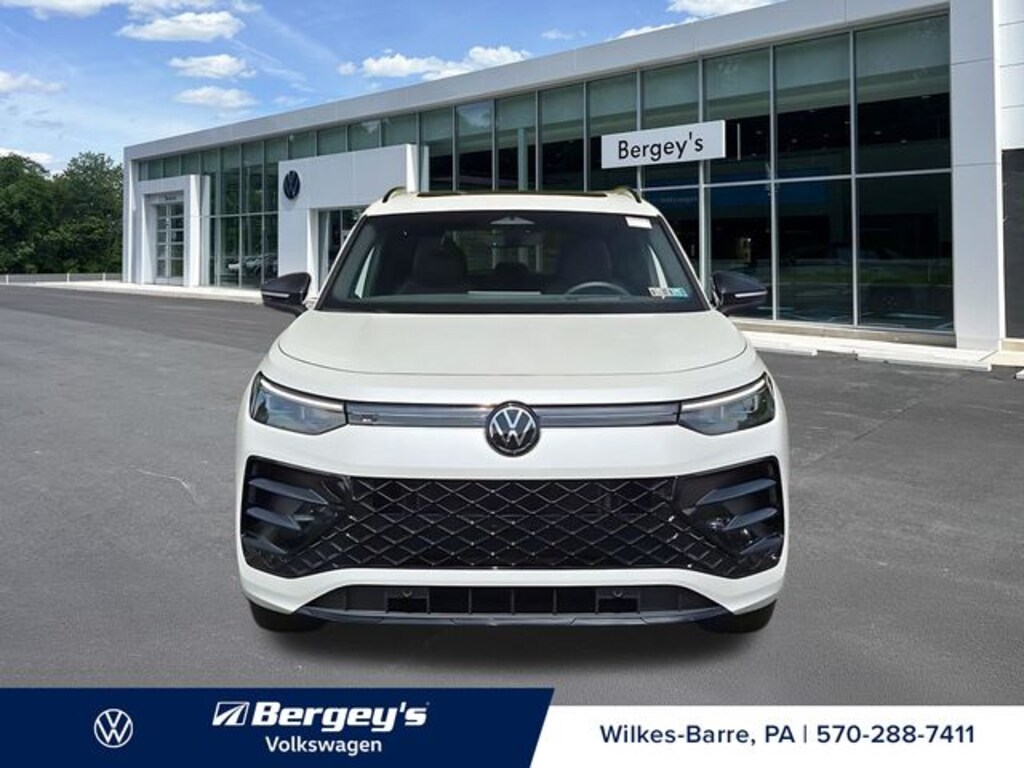 New 2026 Volkswagen Tiguan 2.0T SE R-Line Black SUV