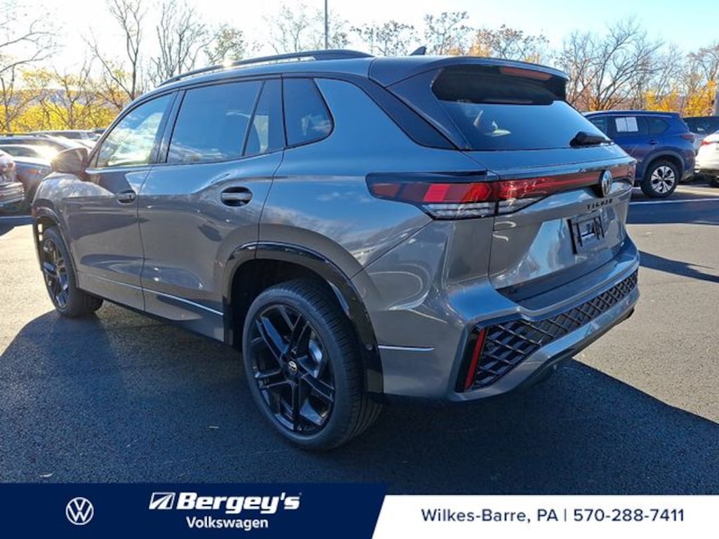 New 2026 Volkswagen Tiguan 2.0T SE R-Line Black SUV