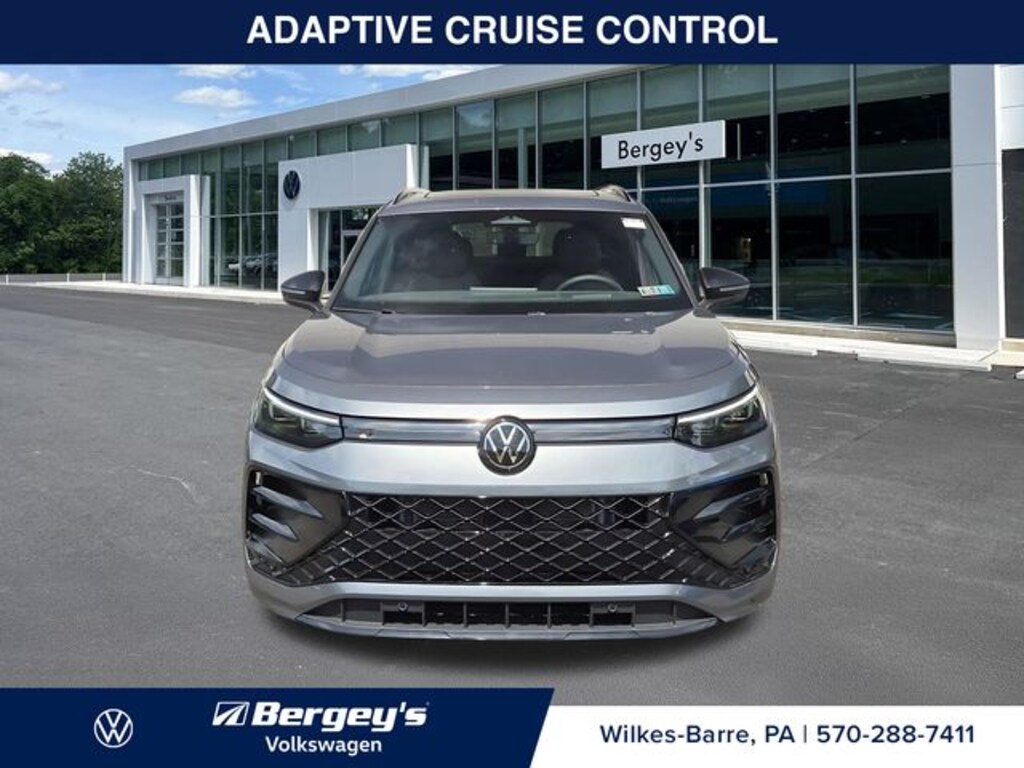 New 2026 Volkswagen Tiguan 2.0T SE R-Line Black SUV