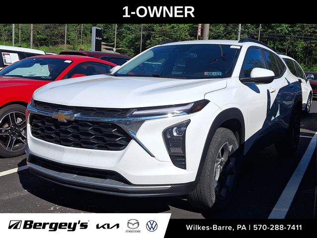 2024 Chevrolet Trax LT's photo