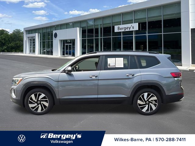 2025 Volkswagen Atlas SE w/Tech - Photo 9