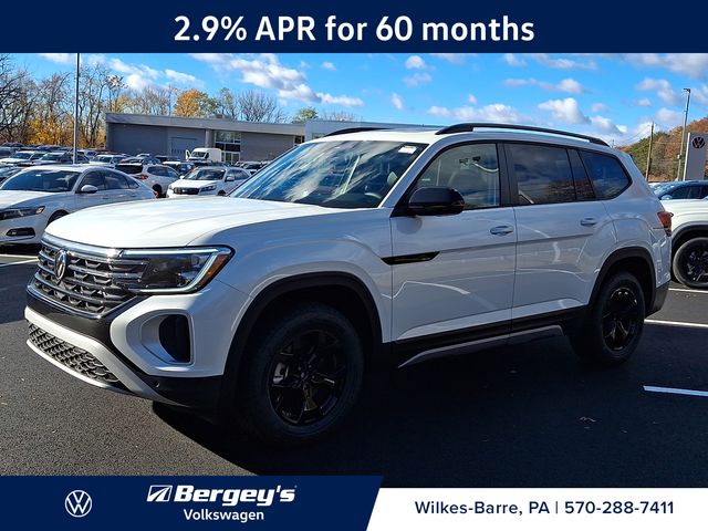 2026 Volkswagen Atlas Atlas Peak Edition's photo