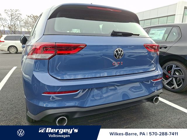 2026 Volkswagen Golf GTI SE photo 3