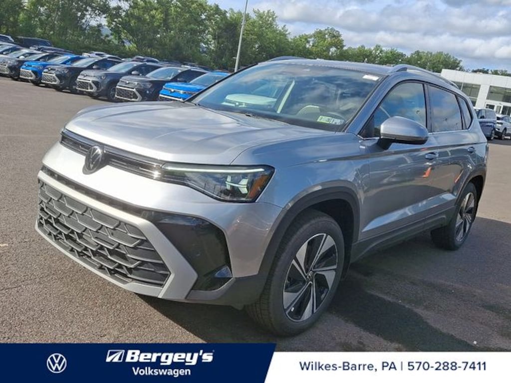 New 2025 Volkswagen Taos 1.5T SE SUV