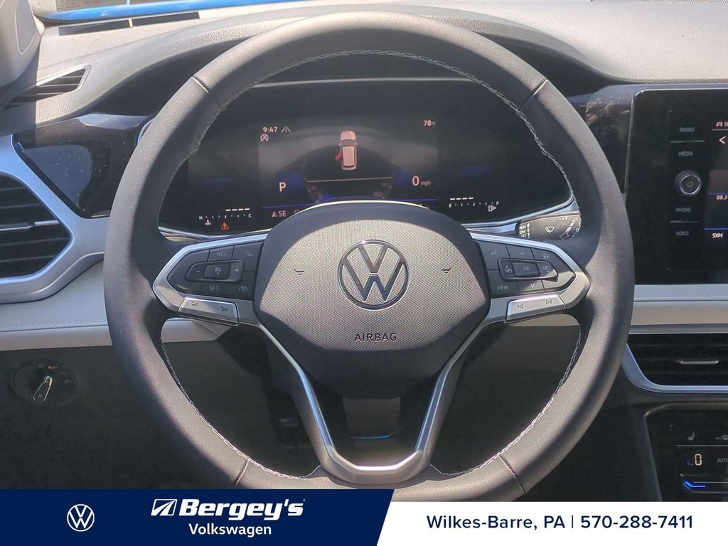 2026 Volkswagen Taos SE - Photo 15