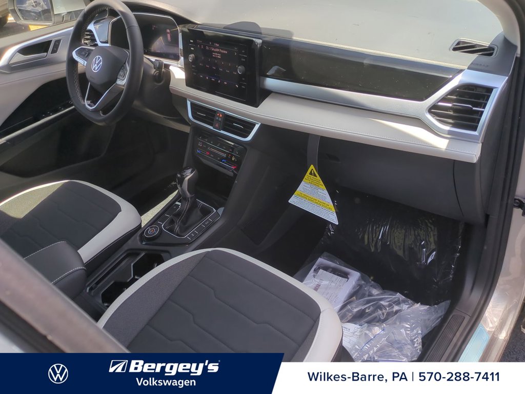 2026 Volkswagen Taos SE - Photo 26