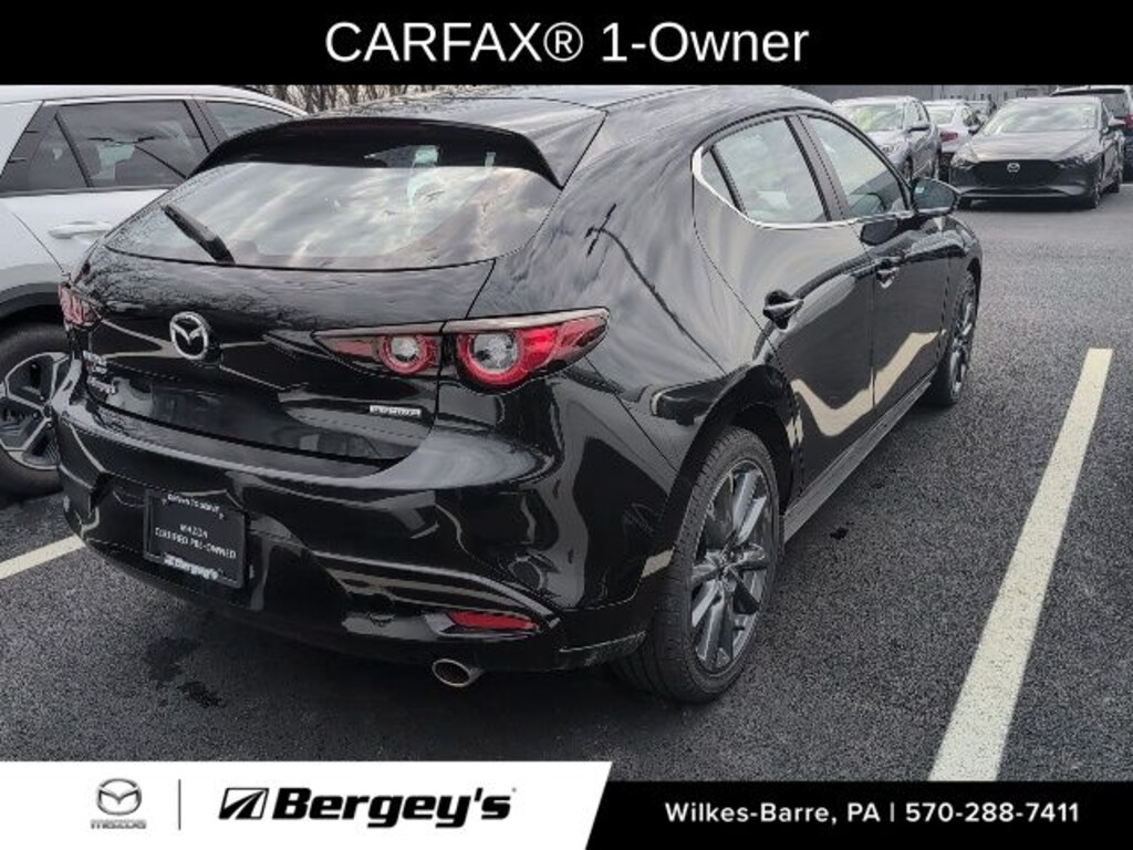 Used 2022 Mazda Mazda3 Preferred Package Hatchback