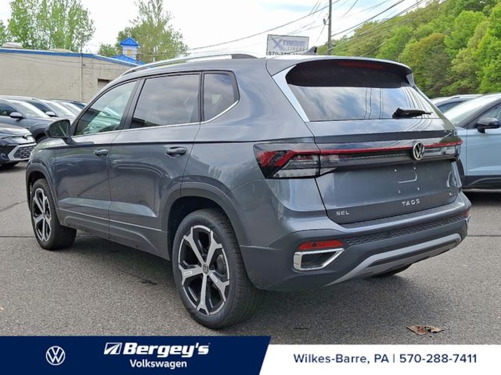New 2025 Volkswagen Taos 1.5T SEL SUV