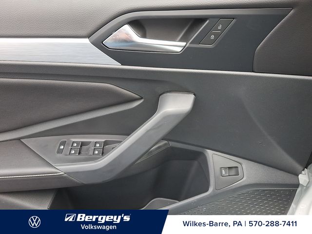 2026 Volkswagen Jetta Sport - Photo 8