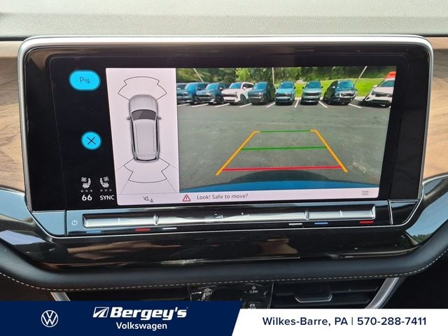 2025 Volkswagen Atlas SE w/Tech - Photo 19