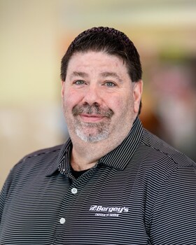 Staff member Greg Pincus from b8ba47eec119